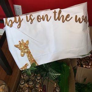 Jungle themed baby shower/party decorations.